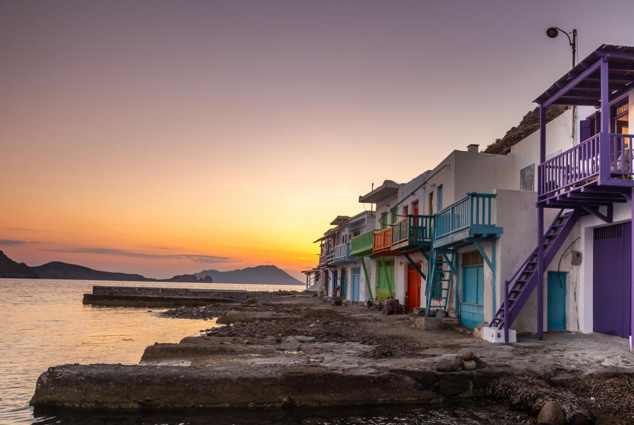 Villa The Colourful Land Milos Klima  Exterior foto